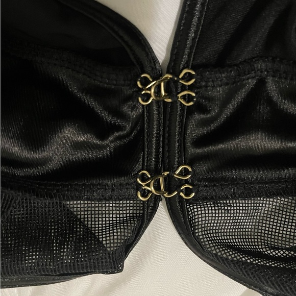 Black high-low Satin Mesh Fashion Top - Picture 12 of 15